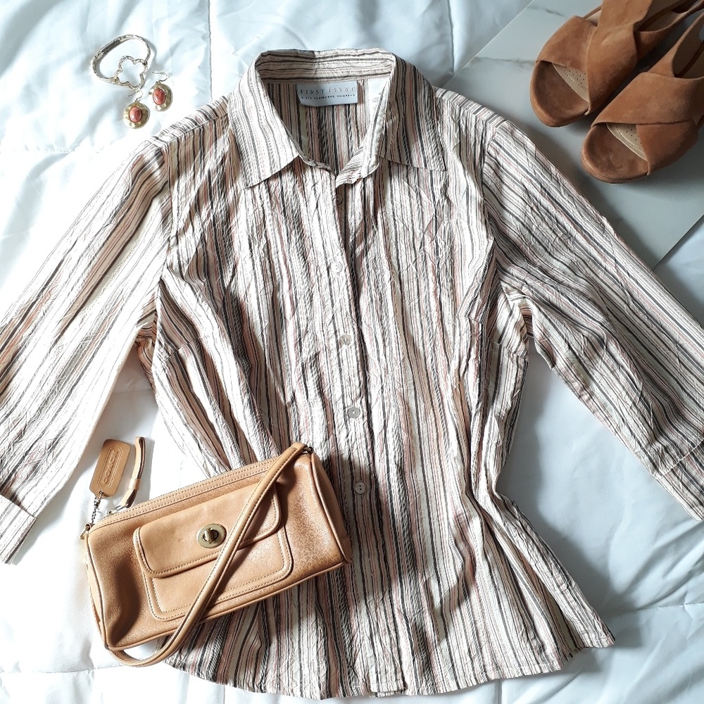 🦙 2/$20 🦙 Liz Claiborne Womens Button Down Shirt